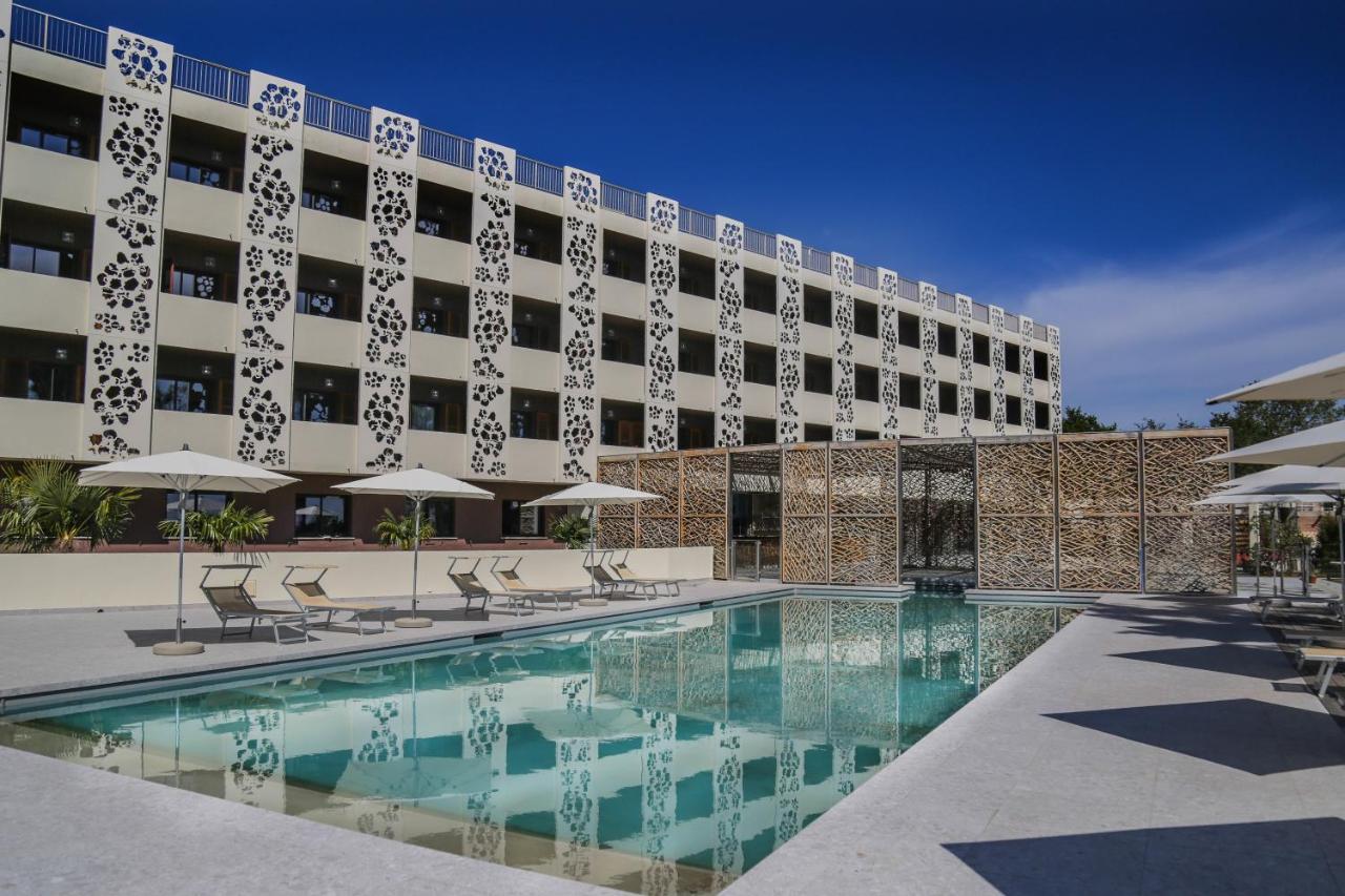 Hotel San Lucianu Моріані-Плаж Екстер'єр фото